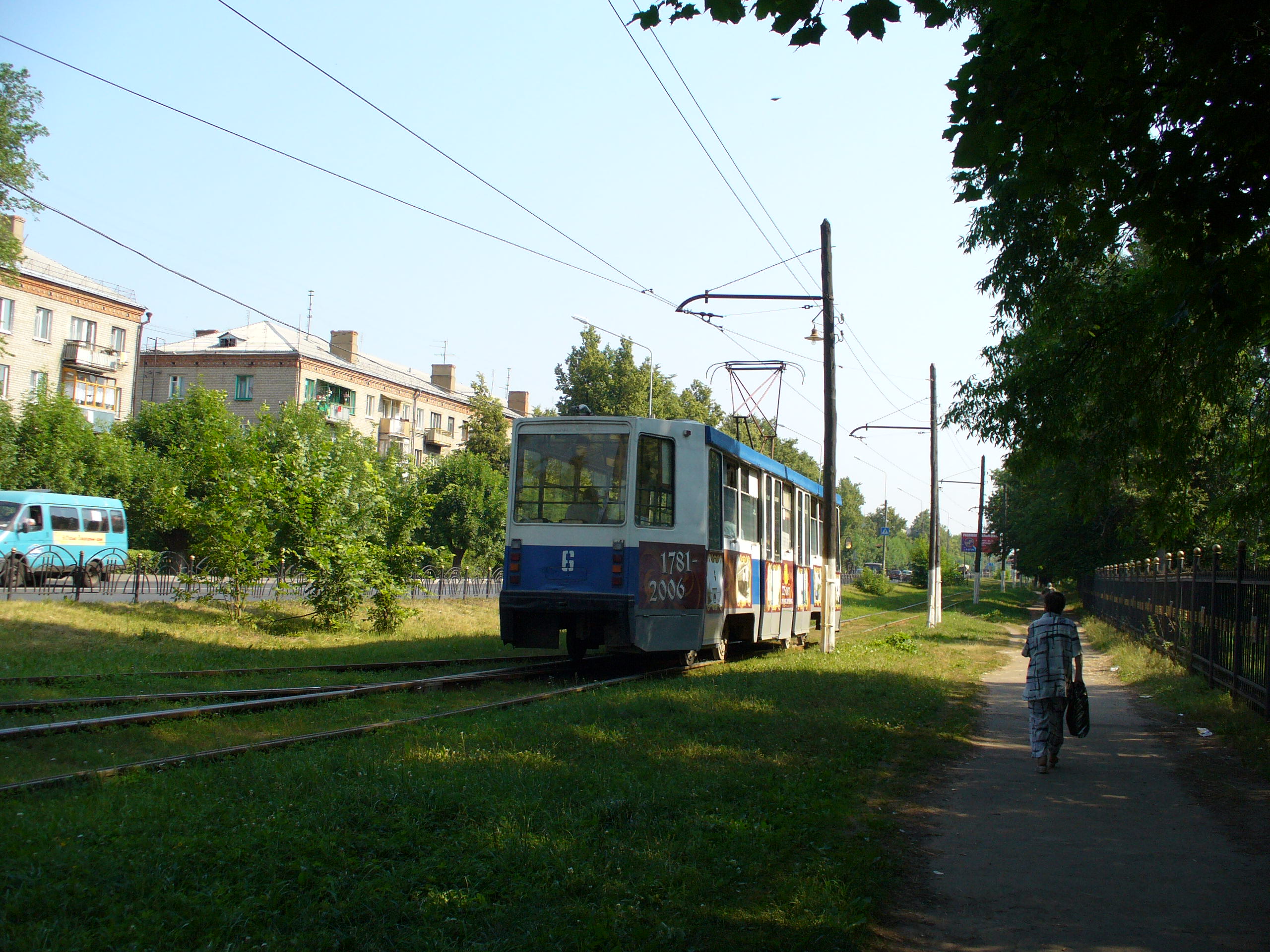 Трамвай 71-608К 6