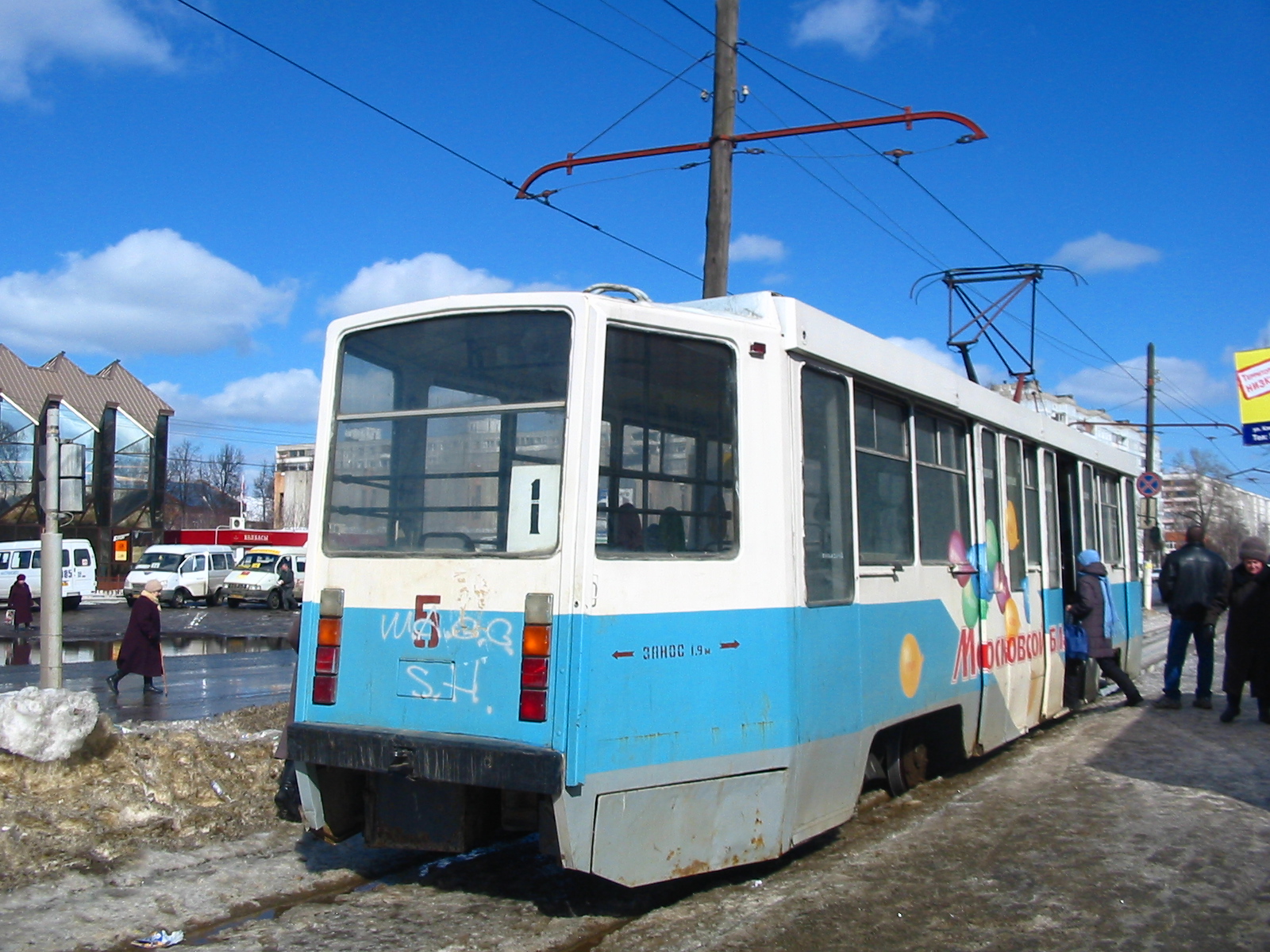 Трамвай 71-608КМ 5, вид сзади