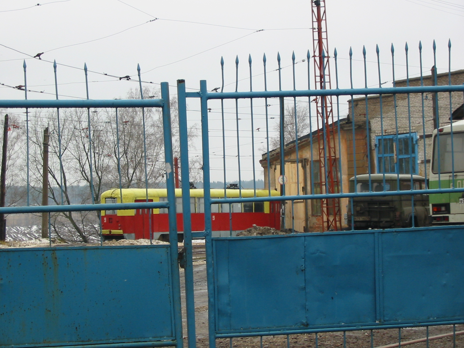 Трамвай РВЗ-6М2 9. Это единственная моя фотография РВЗ в Ногинске. Я ездил туда несколько раз, но не смог поймать его на линии.