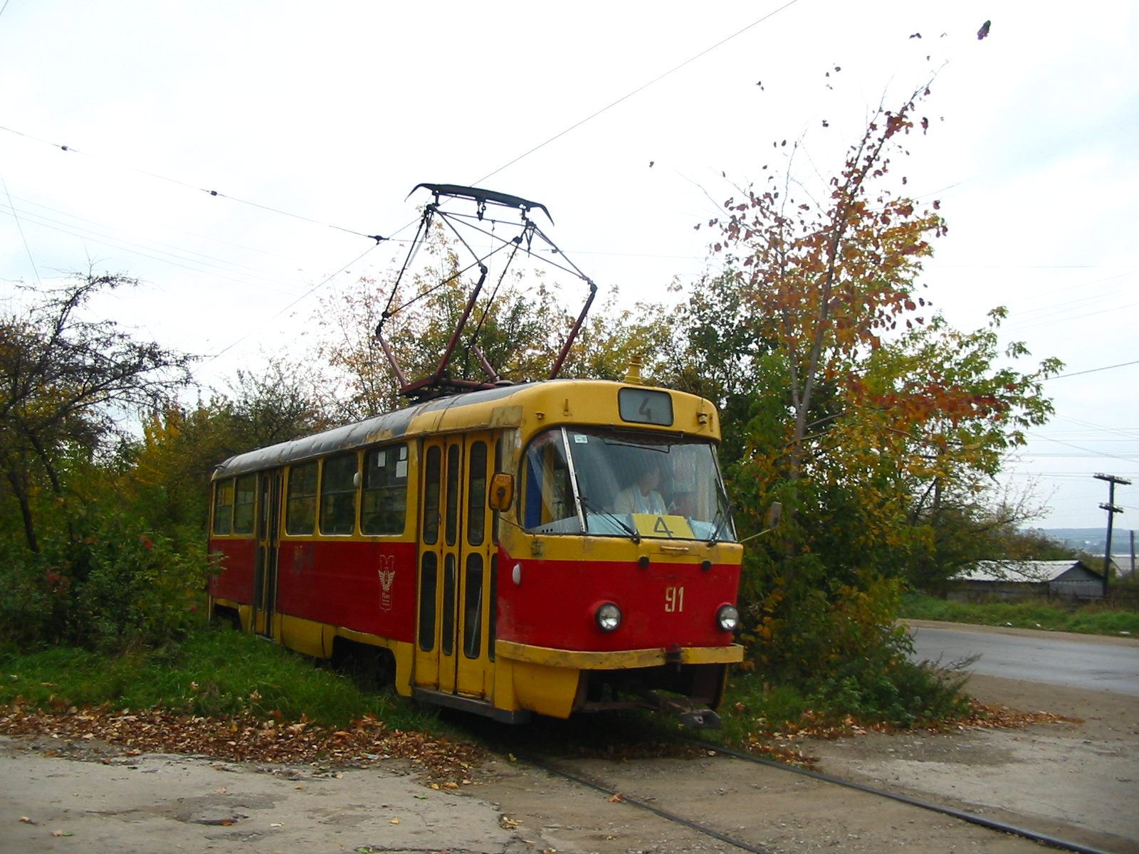 Трамвай Tatra T3 №91 на однопутной линии на Косую Гору
