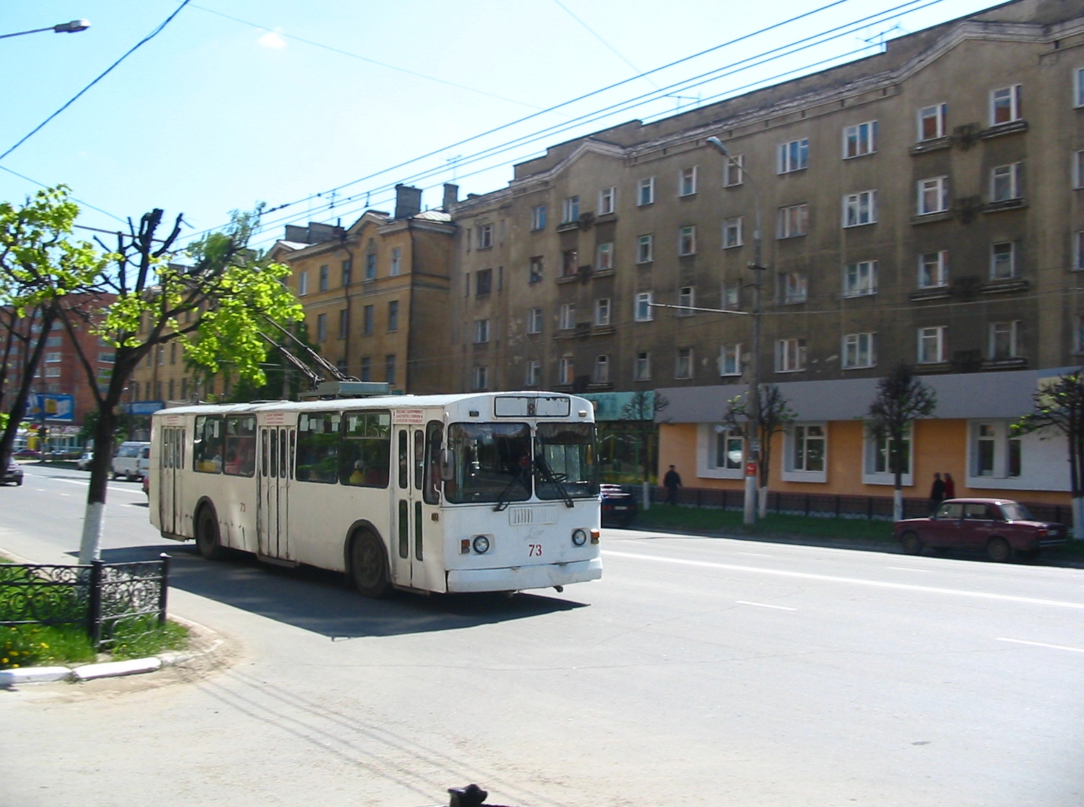Троллейбус 73 ЗиУ-682Г [Г00] построен в 1991, списан в 2013