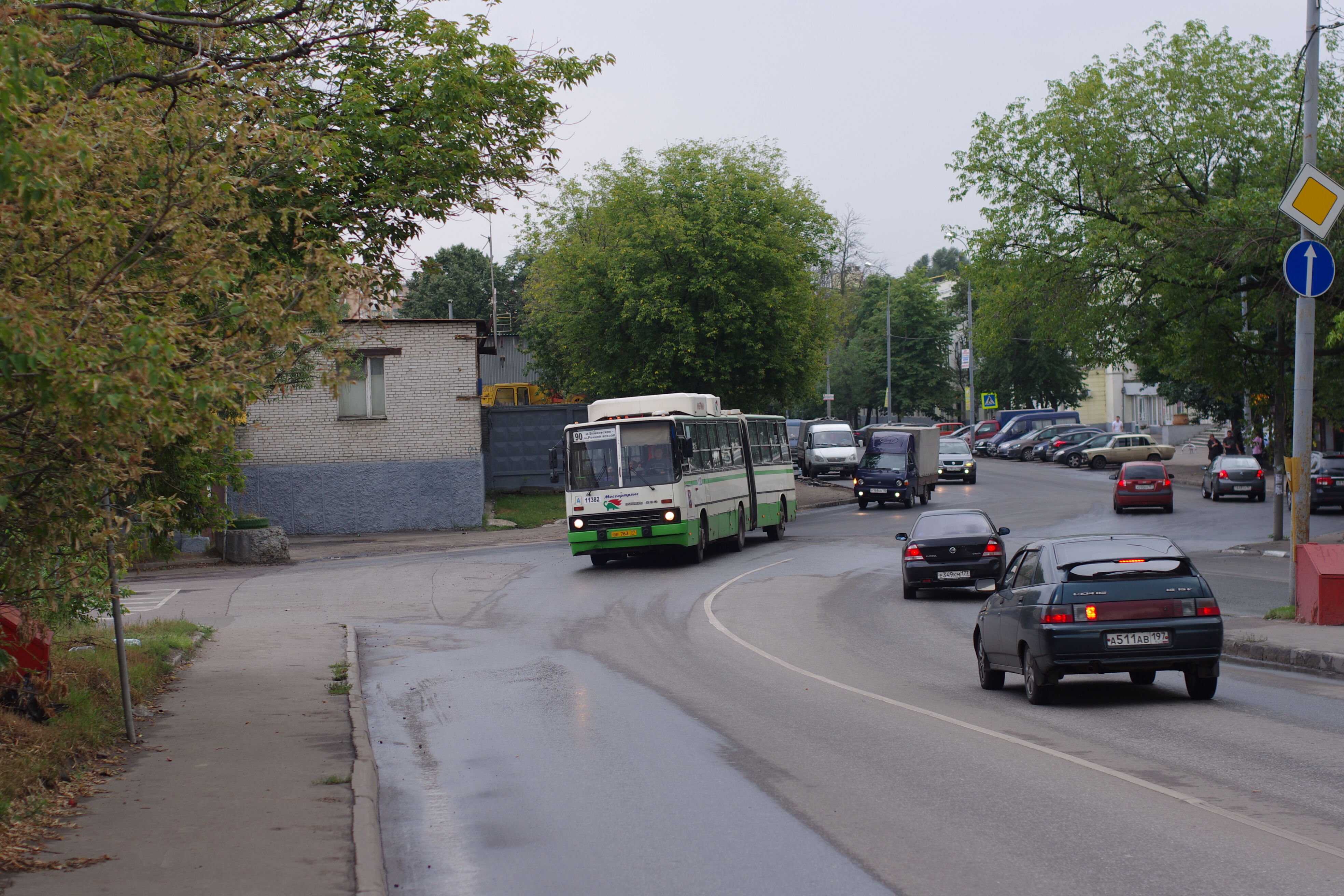 Автобус Ikarus 280 №11382