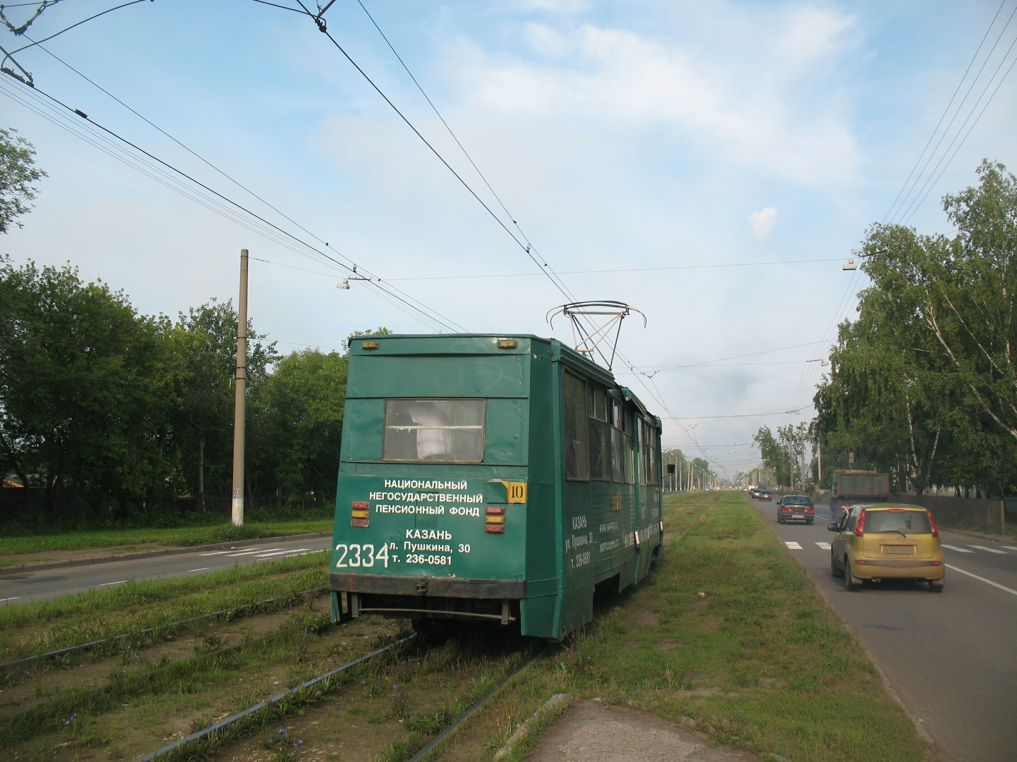 Трамвай 71-605 2334, маршрут 10, вид сзади