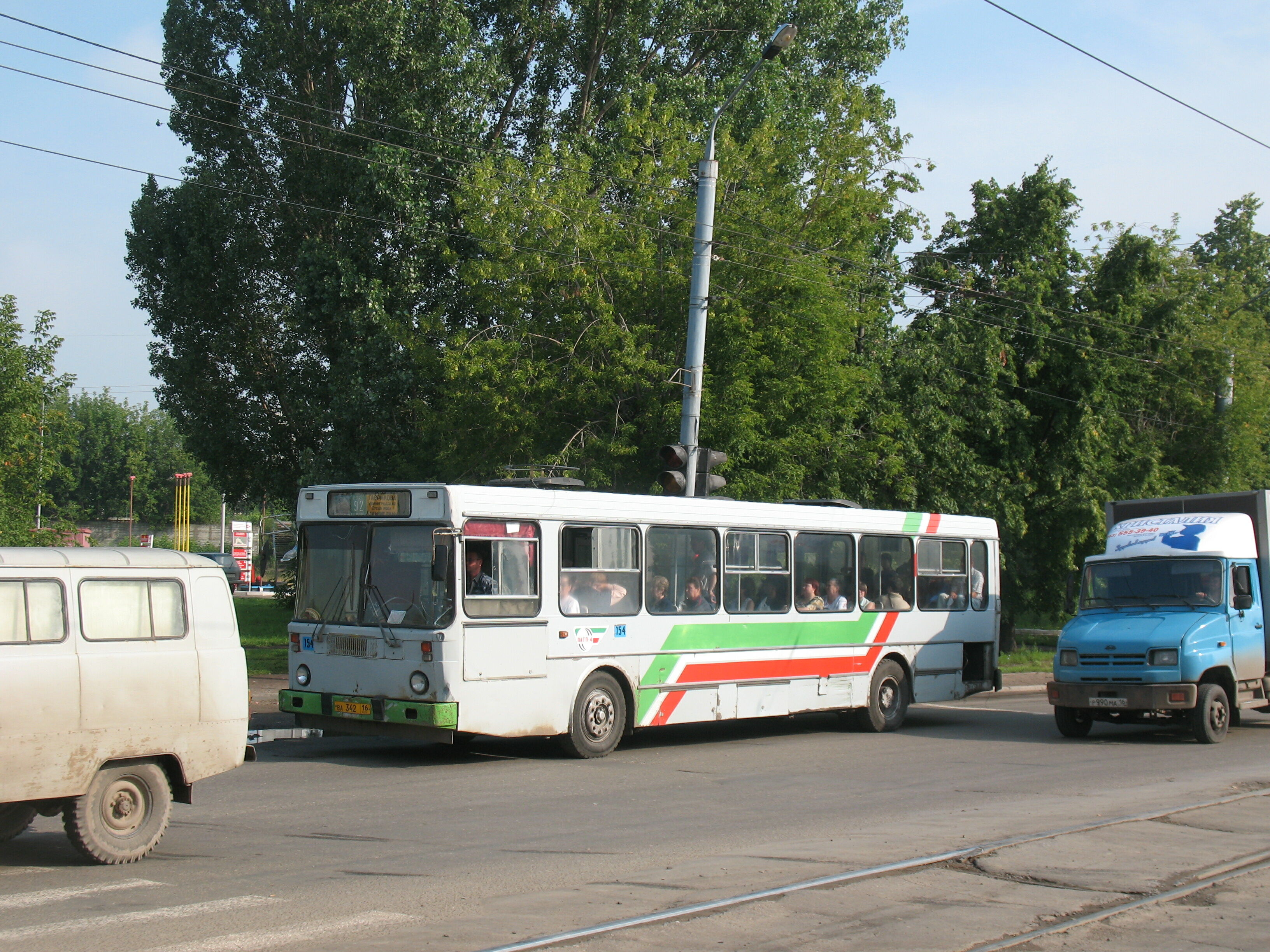 Редкий в 2007 году автобус в Казани ЛиАЗ-5256 ВА 342 16