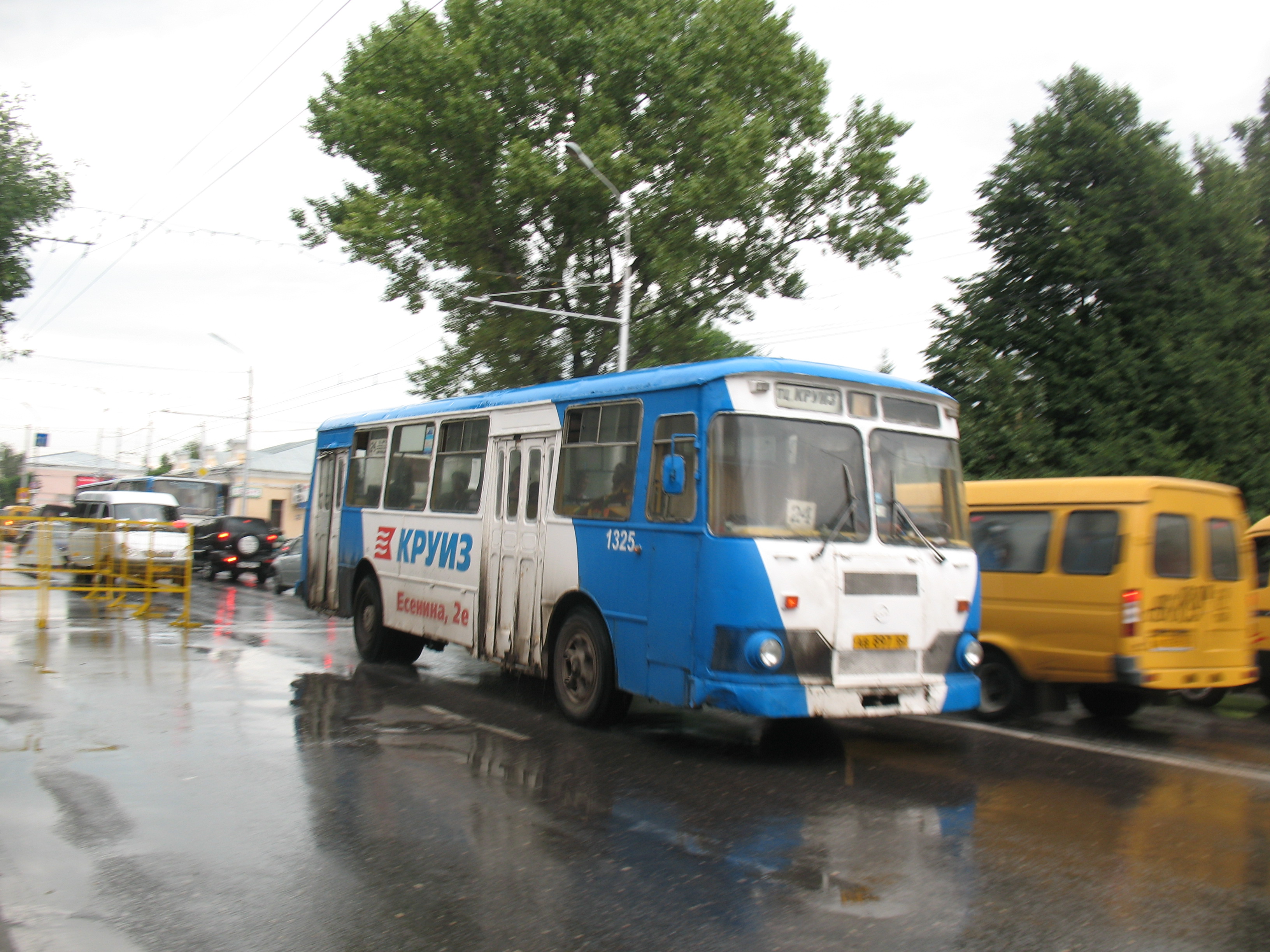 Городской автобус ЛиАЗ-677М АВ 897 62 (-2008)