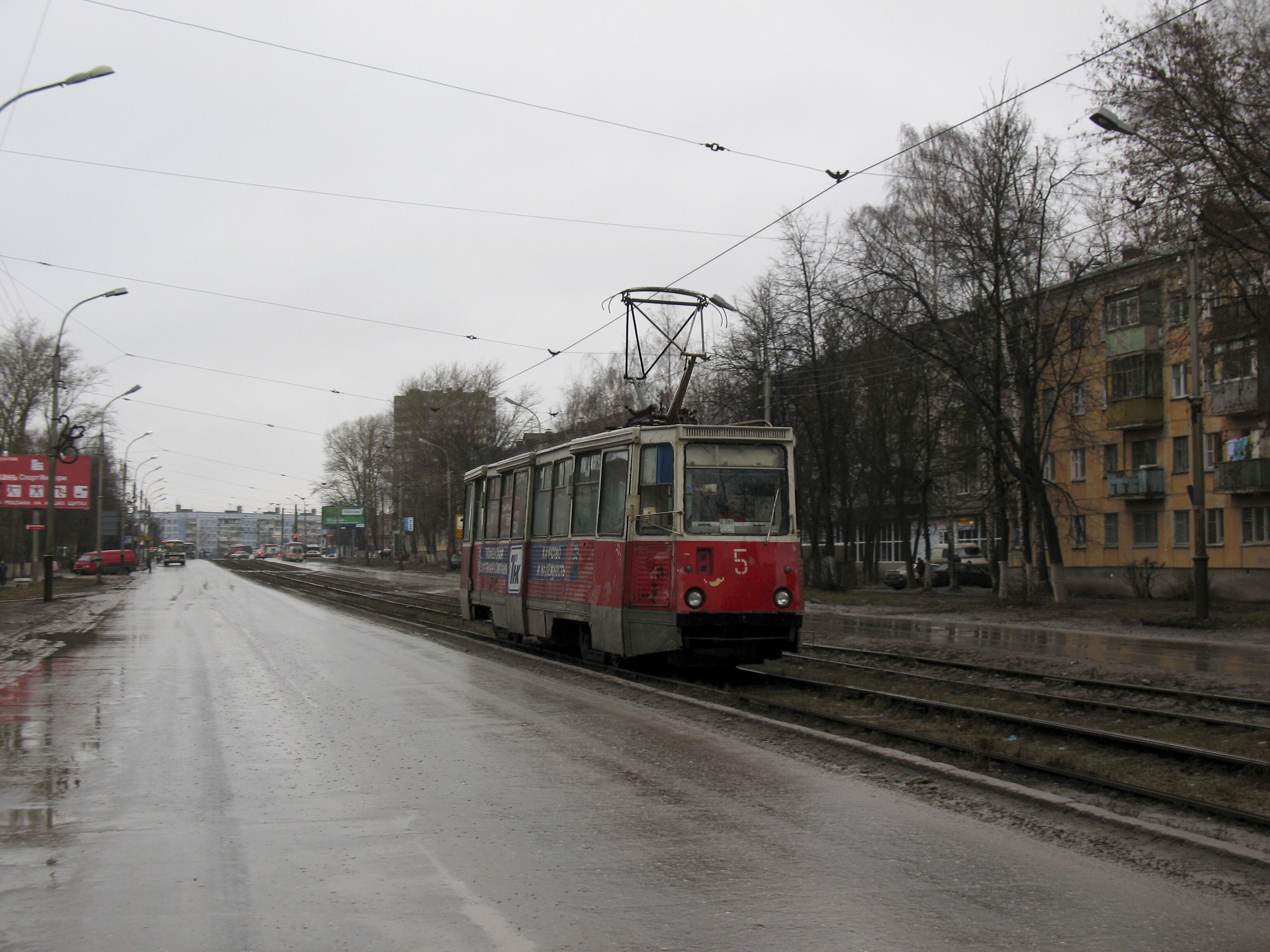 Трамвай 71-605 5