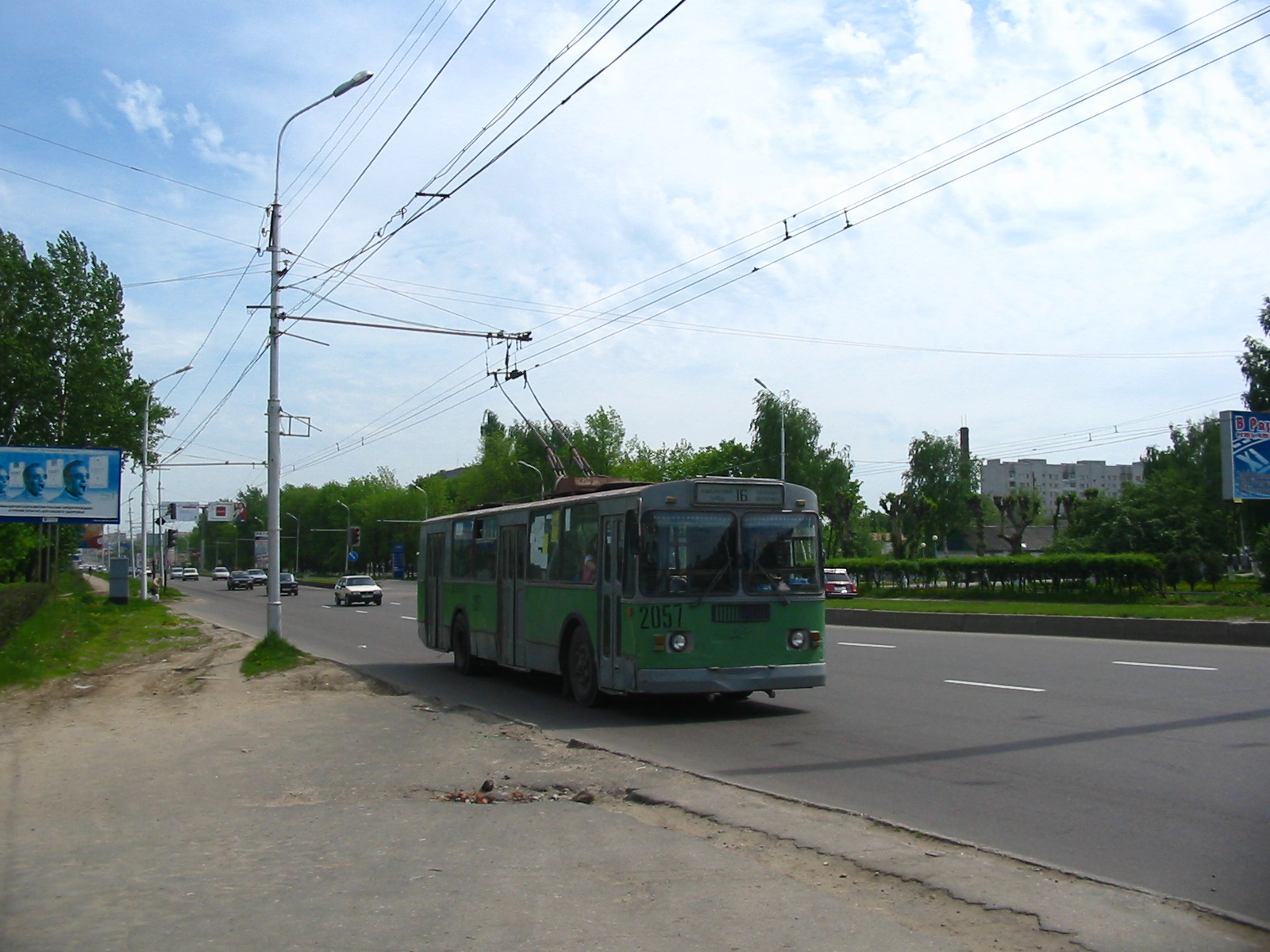 Троллейбус ЗиУ-682Г 2057 (1992-2011) маршрут 16