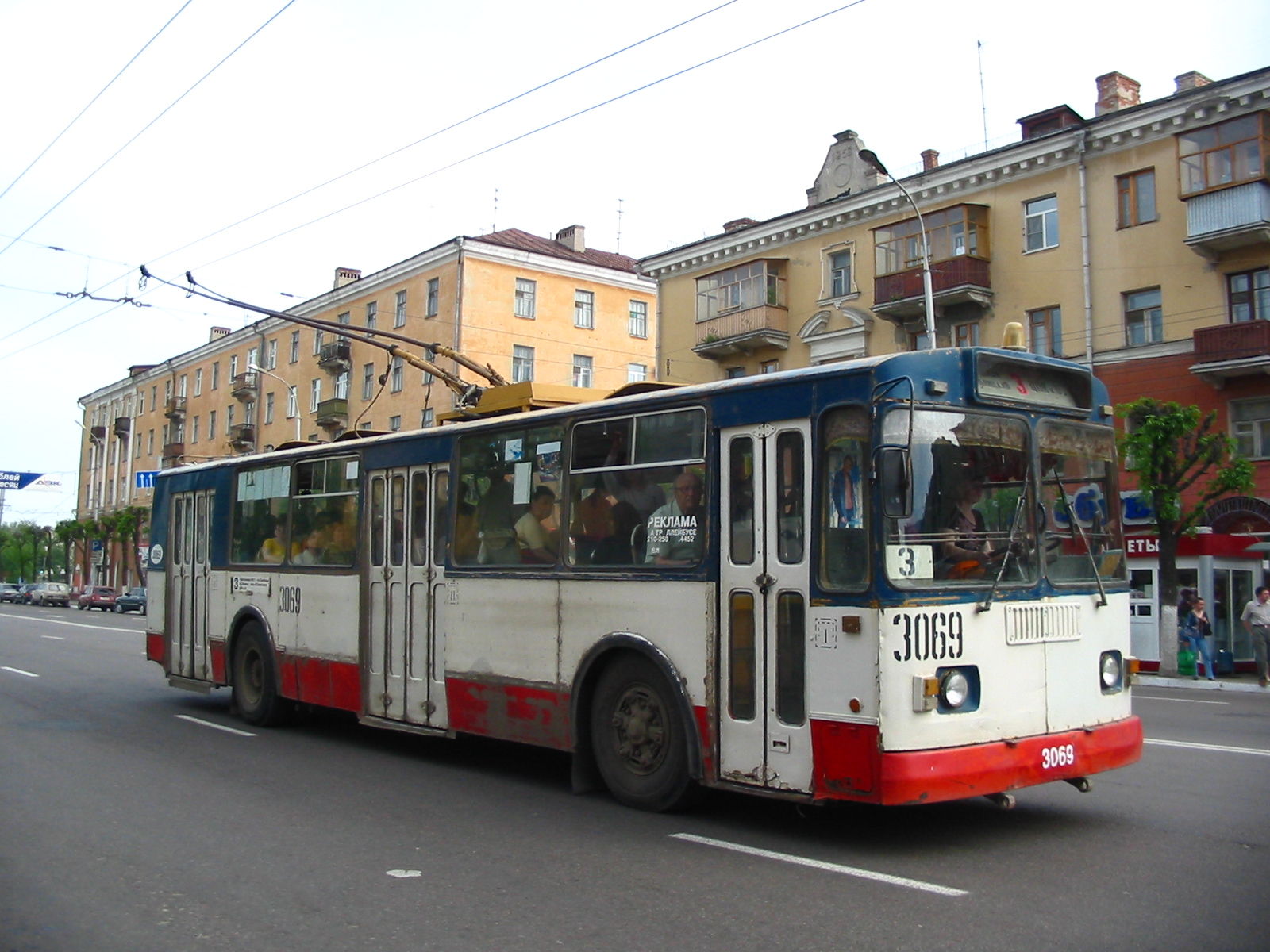 Троллейбус ЗиУ-682Г 3069 (1992) маршрут 3
