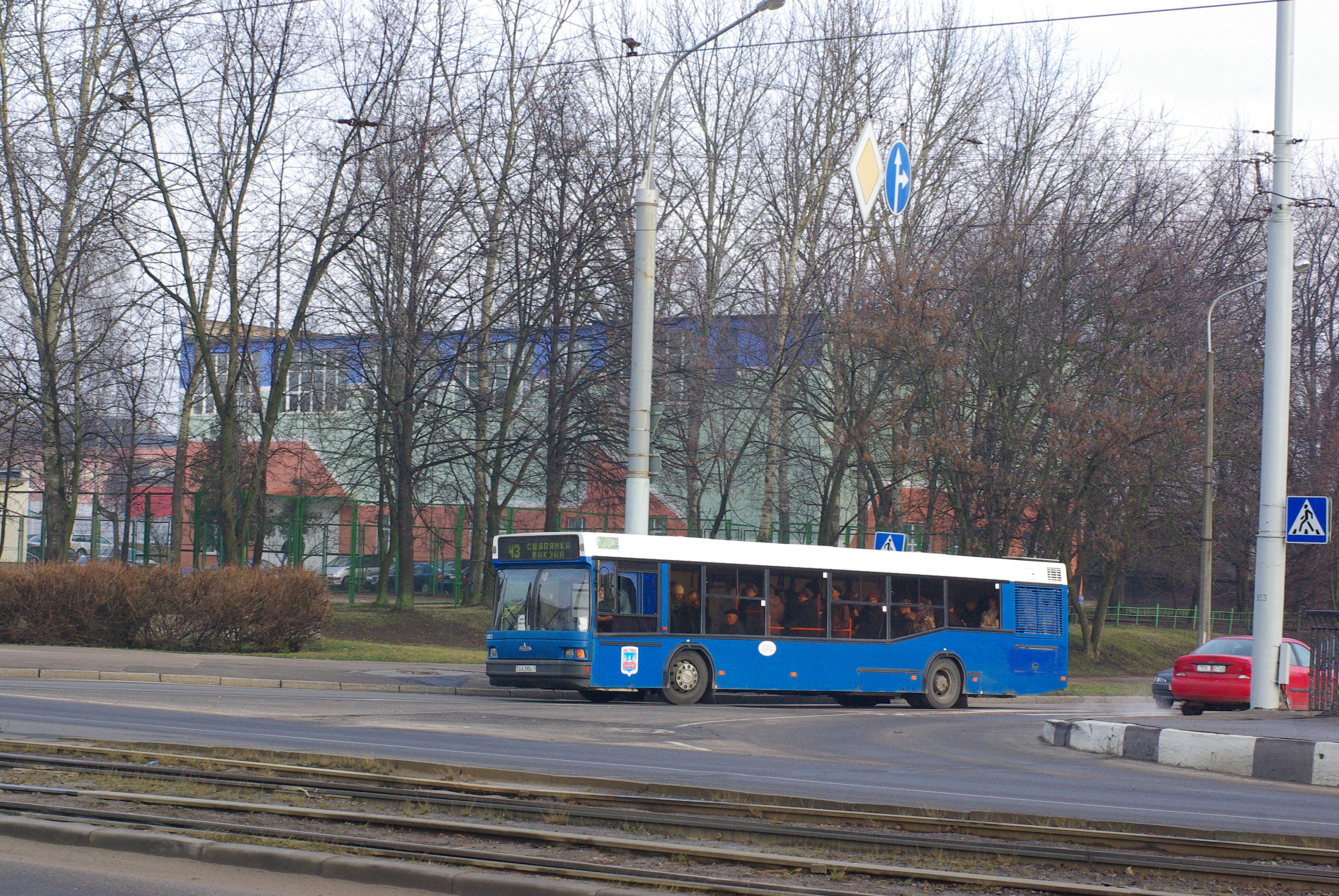 Городской автобус МАЗ-103