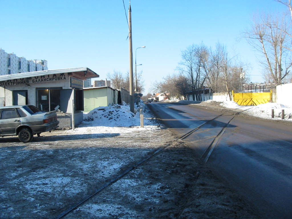 Подъездной путь на улице Берзарина, вид на северо-запад