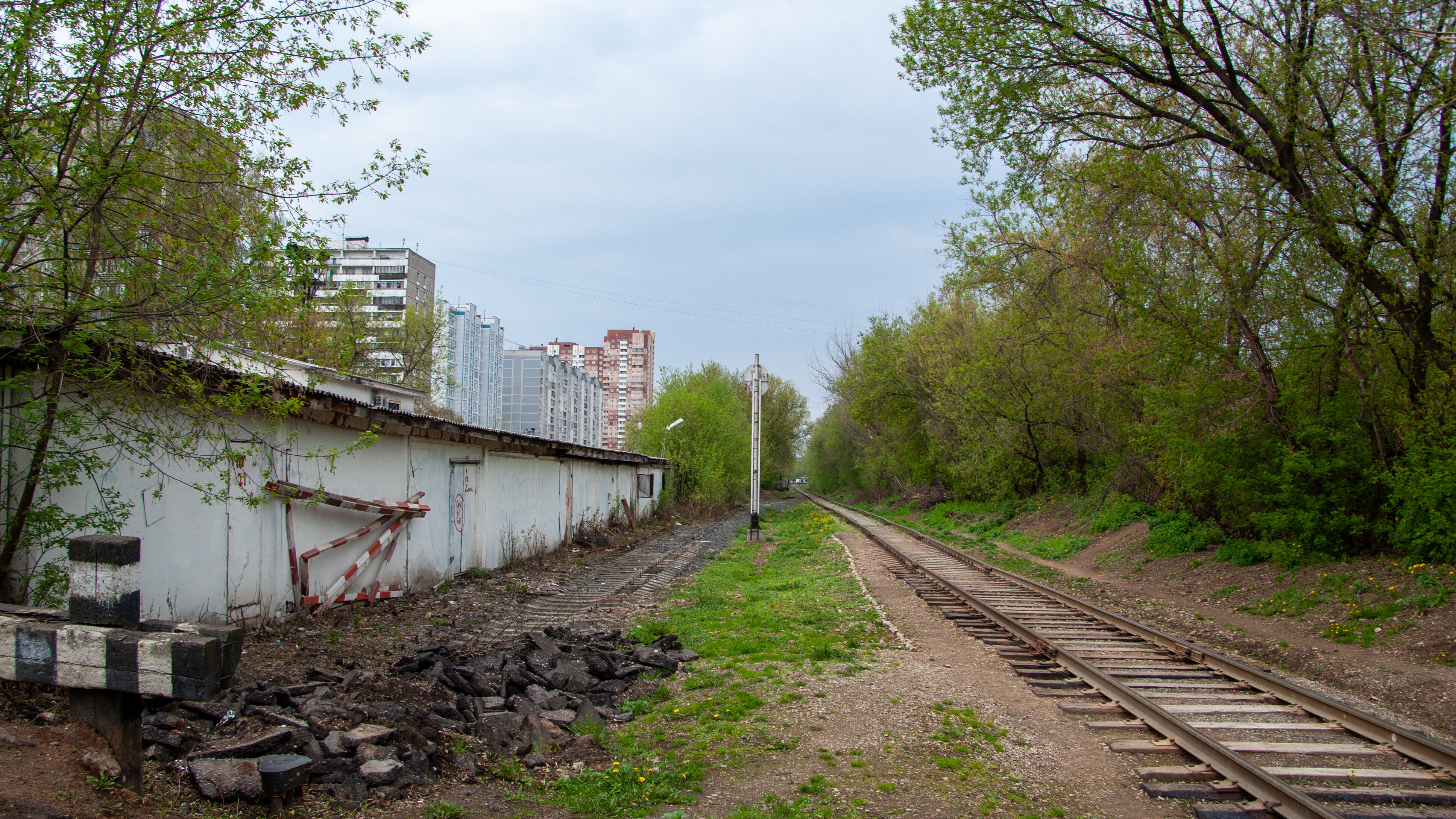 Подъездной путь на улице Берзарина